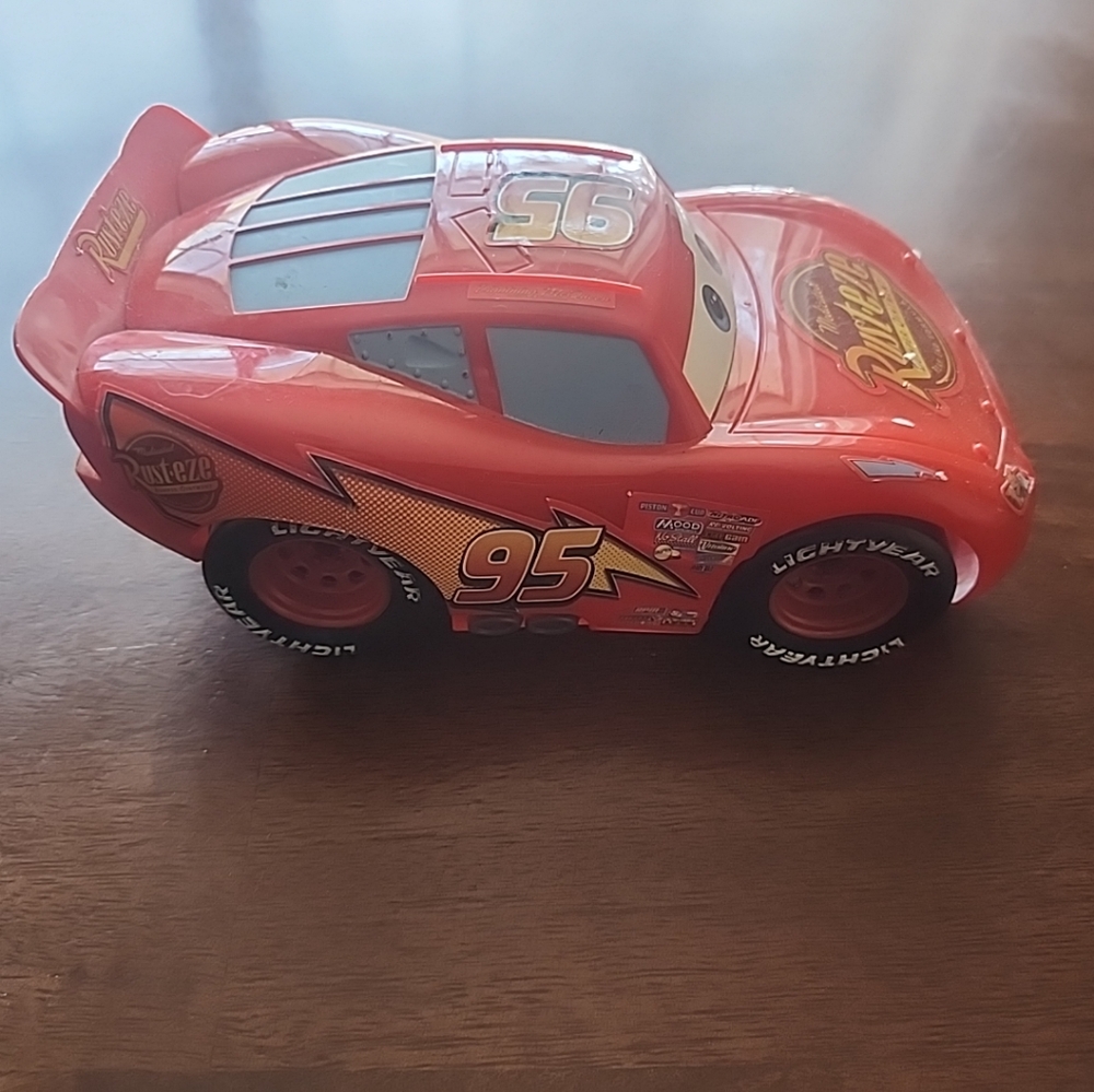 2005 Mattel Tyco Disney Cars 6" Lighting Mcqueen Plastic Car ONLY